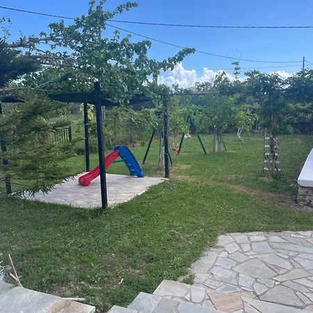 La Maison De La Riviere Lefkímmi