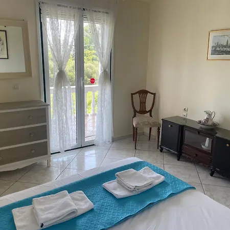 La Maison De La Riviere Lefkímmi