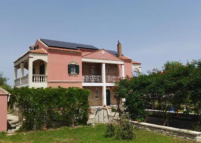 La Maison De La Riviere