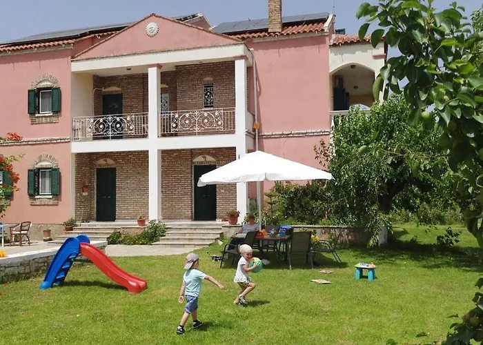 La Maison De La Riviere Feriehus *