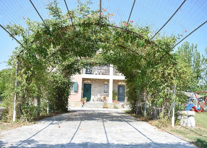 La Maison De La Riviere Feriehus Lefkímmi