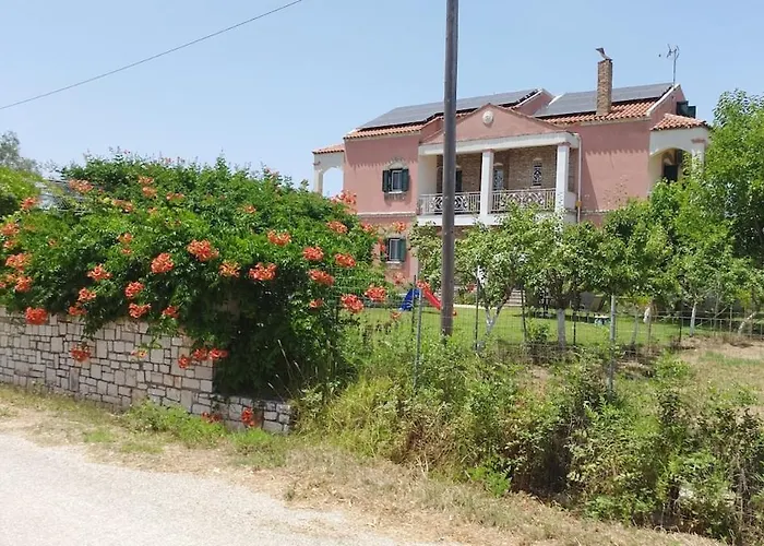 La Maison De La Riviere *