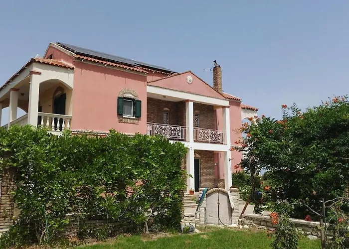 La Maison De La Riviere Feriehus