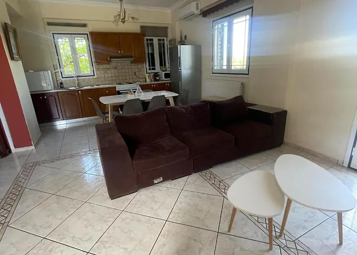 La Maison De La Riviere Lefkímmi