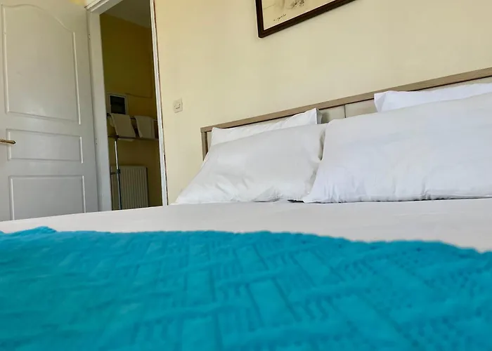 La Maison De La Riviere Feriehus *